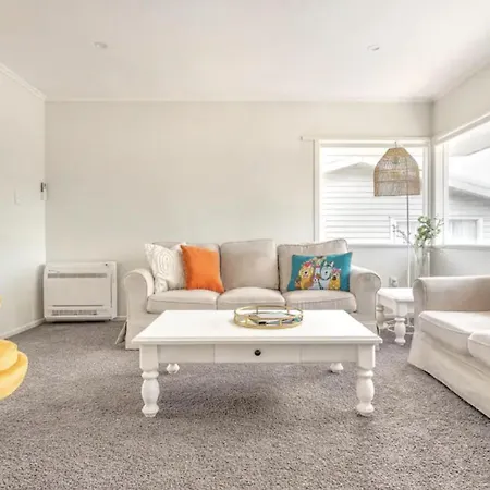 Bright & Central Home